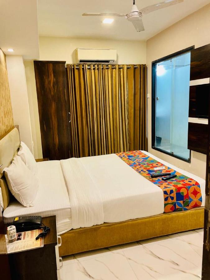 Hotel Embassy Park - Bkc Bombaj Zewnętrze zdjęcie