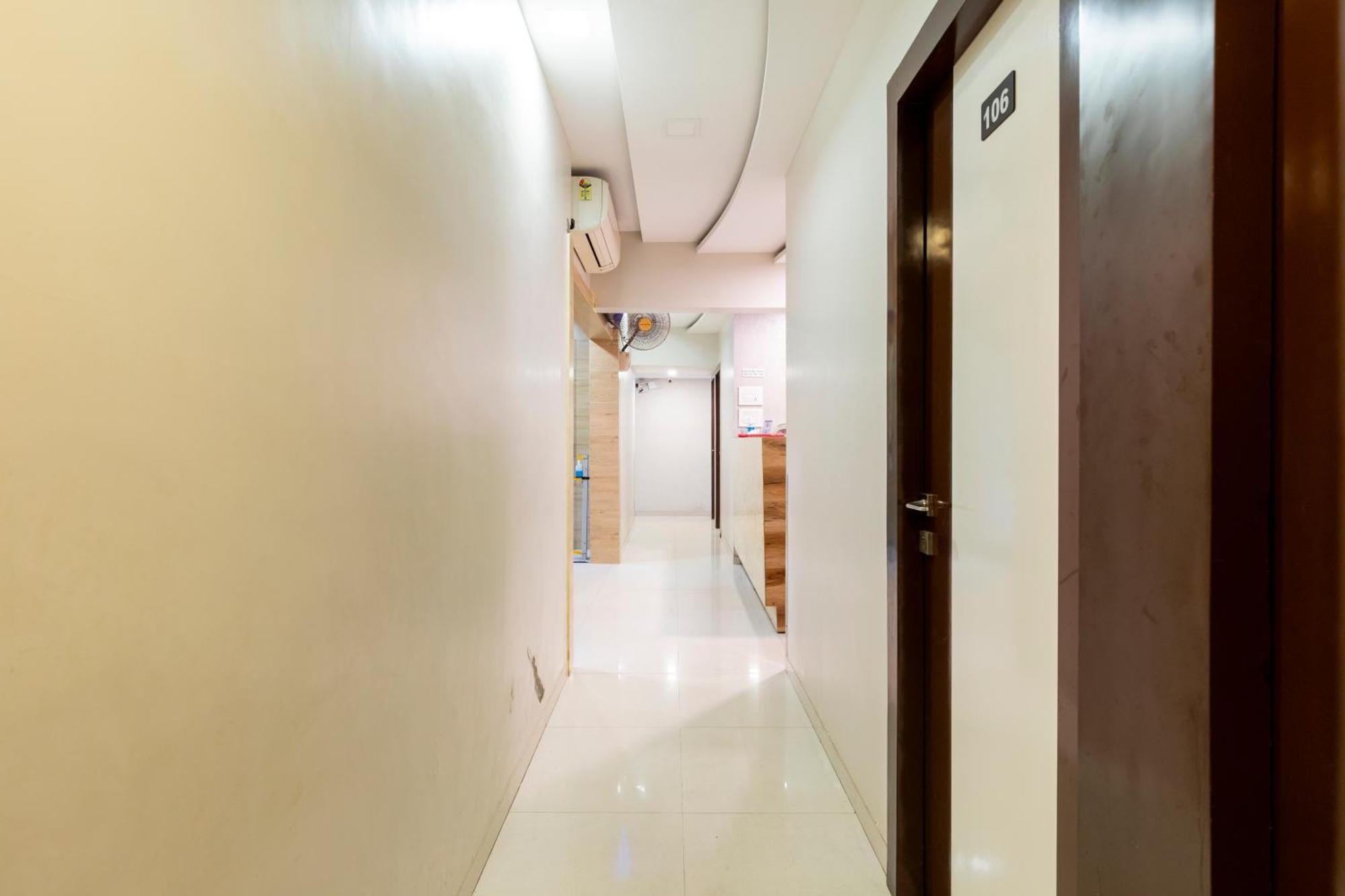 Hotel Embassy Park - Bkc Bombaj Zewnętrze zdjęcie