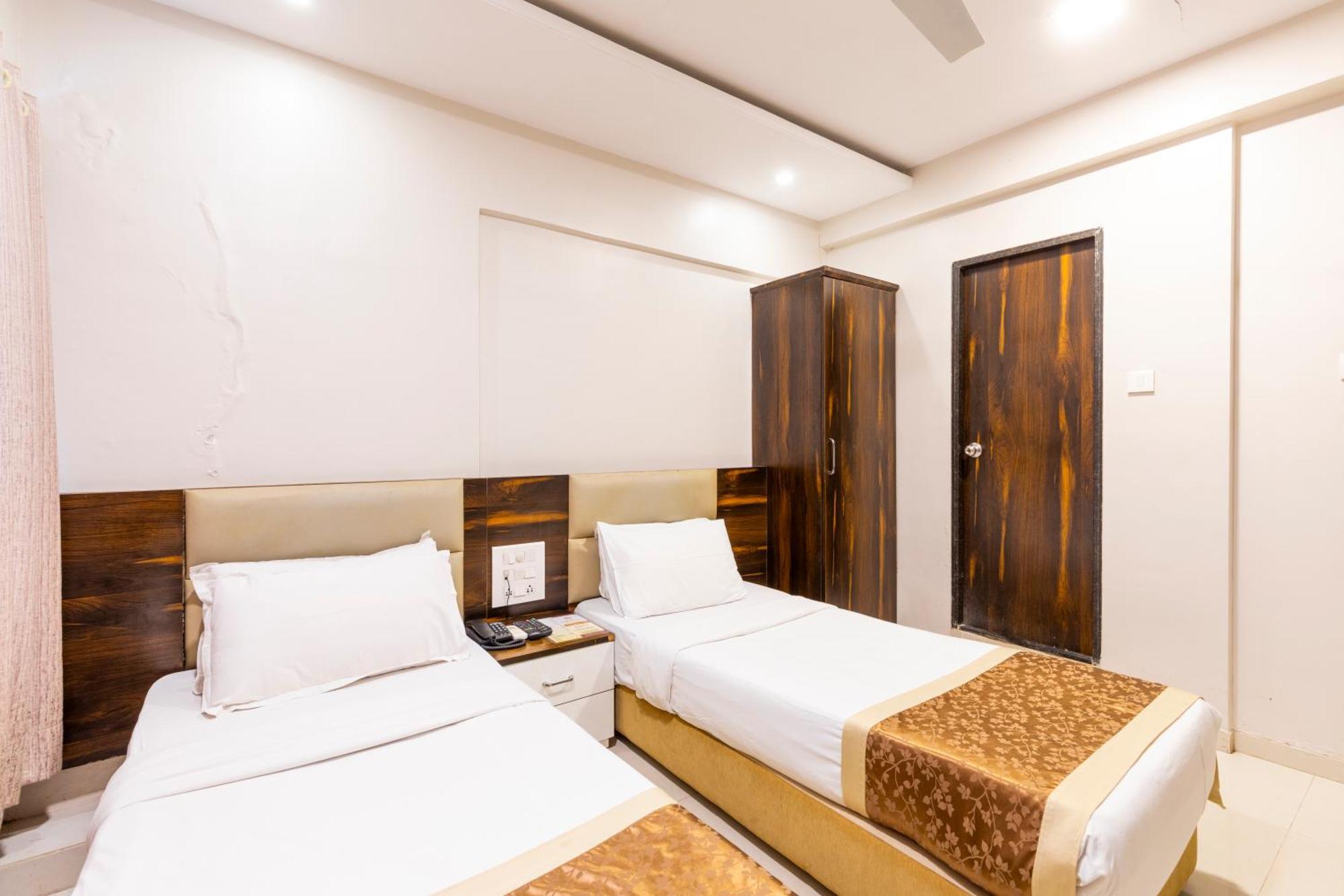 Hotel Embassy Park - Bkc Bombaj Zewnętrze zdjęcie