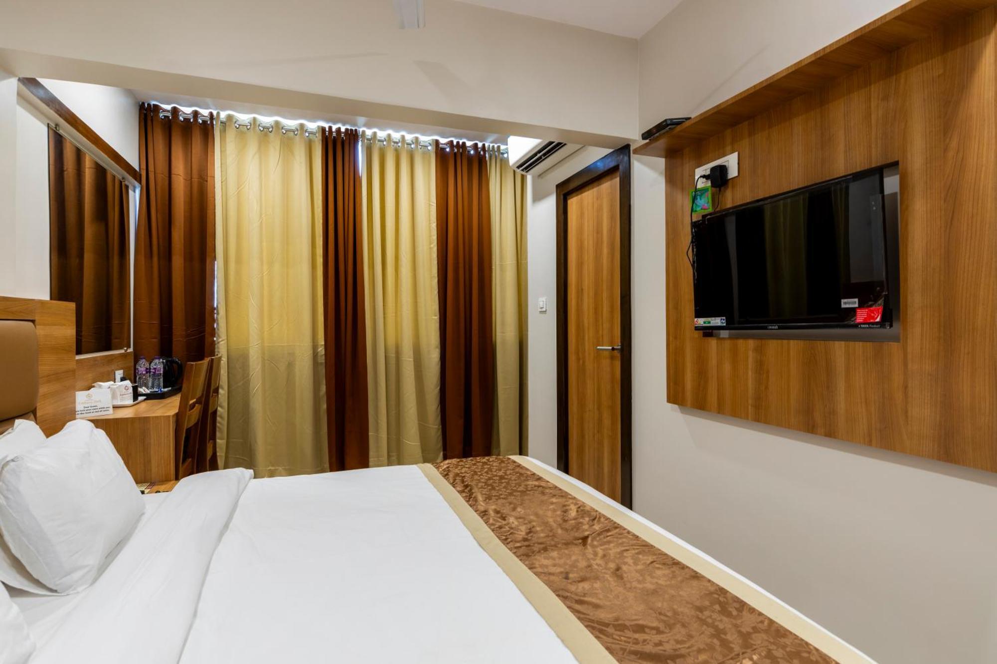 Hotel Embassy Park - Bkc Bombaj Zewnętrze zdjęcie